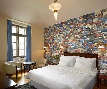 Aparthotel Orea Place Charles Bridge 4*